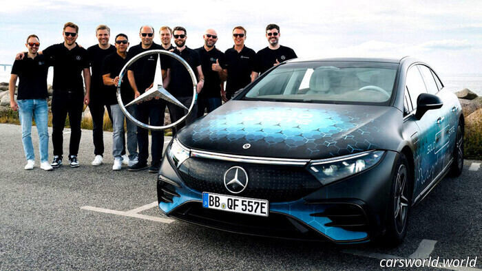 La Mercedes avrebbe avuto bisogno di una batteria allo stato solido per eguagliare il record di autonomia elettrica di Lucid | Carscoops